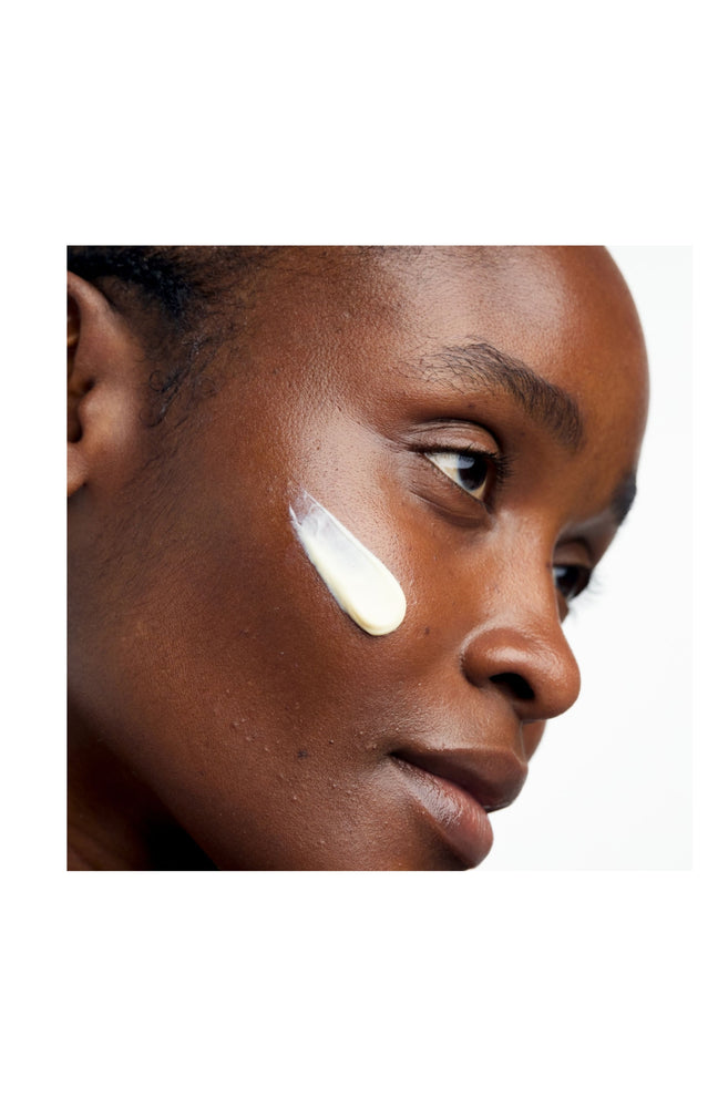 Crème de jour à la mélisse & émulsion teintée